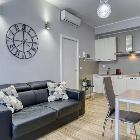 Station Bright Milaan